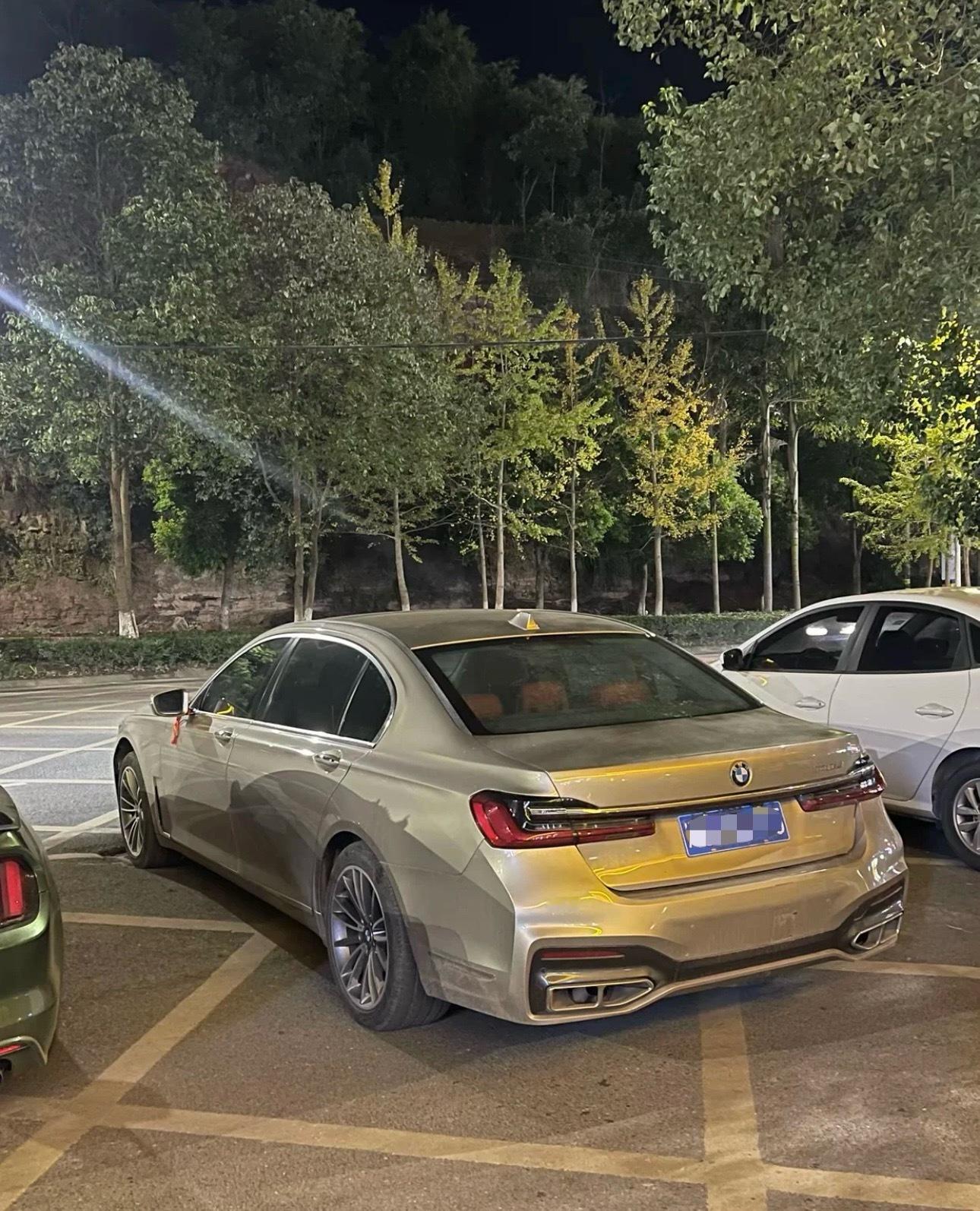 能看出哪里不对吗？[笑着哭][笑着哭][笑着哭]​​​