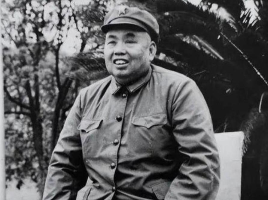 1938年，许世友找刘伯承报到，刘伯承给他安排了一个副旅长的职务，曾当过军长的许