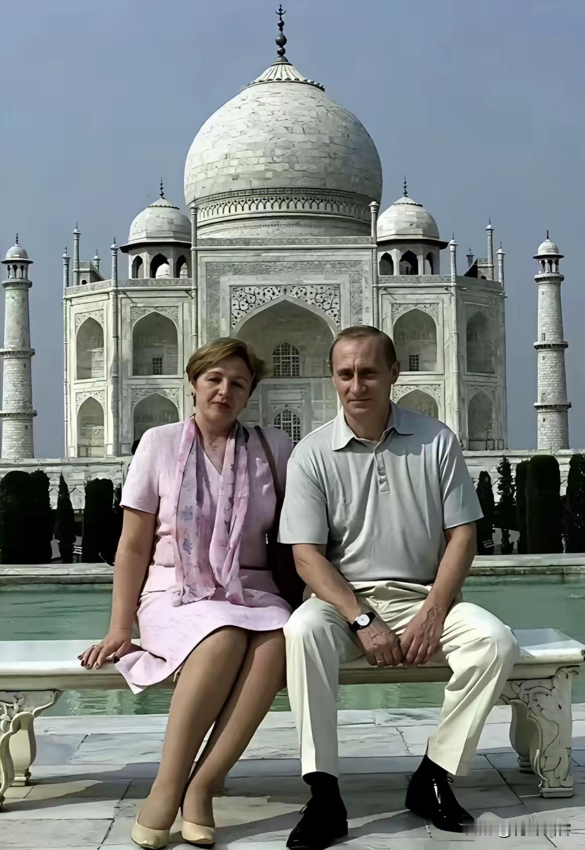 怏讯！快讯！70多岁的俄总统，在近几日的记者会上，首次公开承认自己有爱人。​