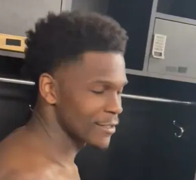 NBA季后赛后，森林狼球员安东尼-爱德华兹接受了记者采访，谈到马刺对他的包夹策略