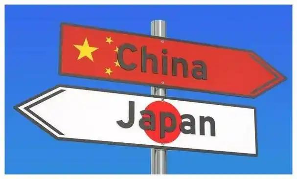 中日一旦擦枪走火，根本没有踩刹车的机会！所有人都在盘算“能打多久”，却没人敢问那