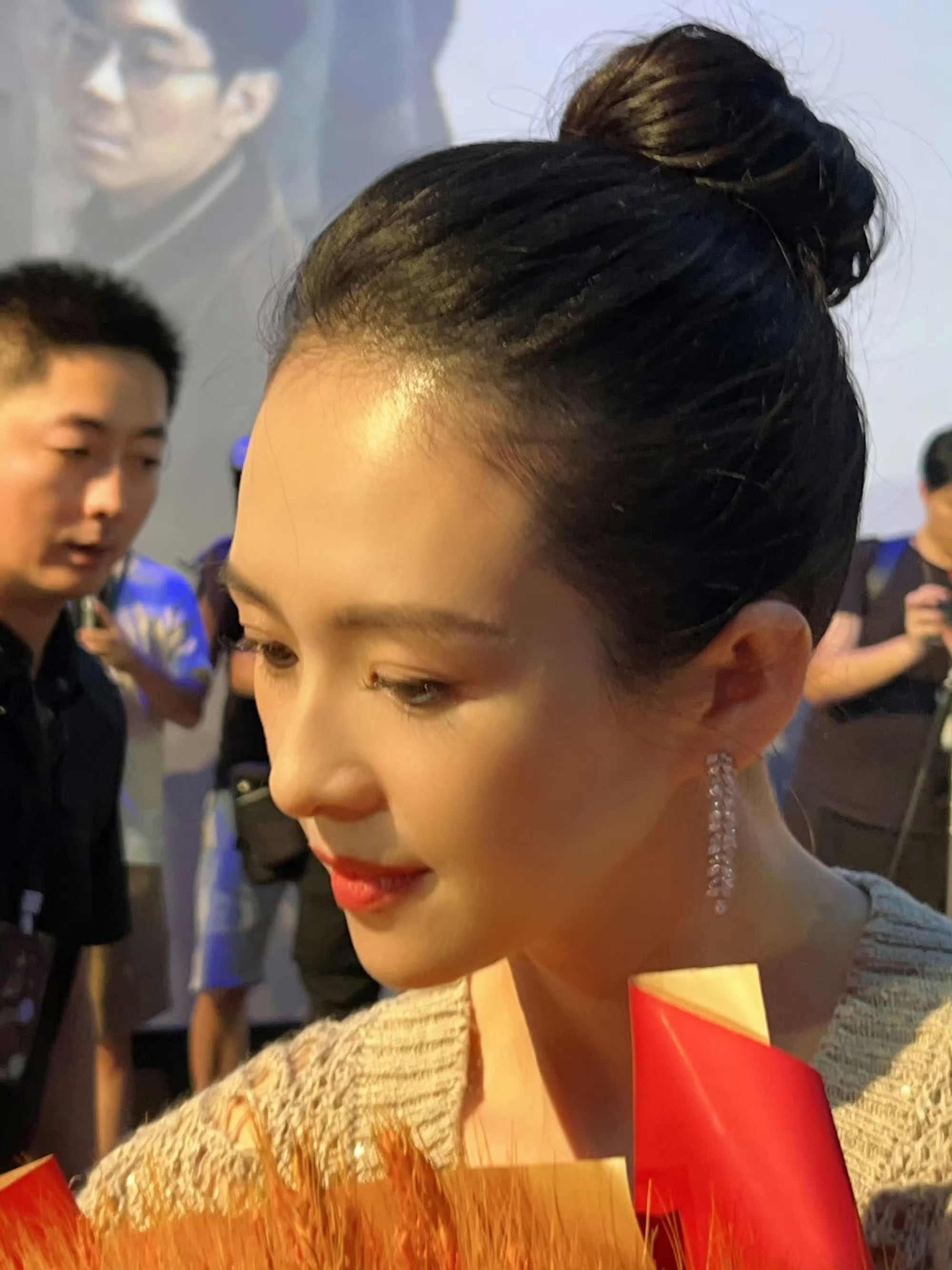 ？？？？？？？她为啥需要亲和甜的感觉啊……​​​