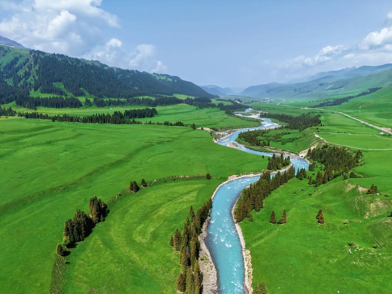 我一个同学，中科院的博士毕业，然后还做了博士后，在上海工作的时候收入也不错，前几