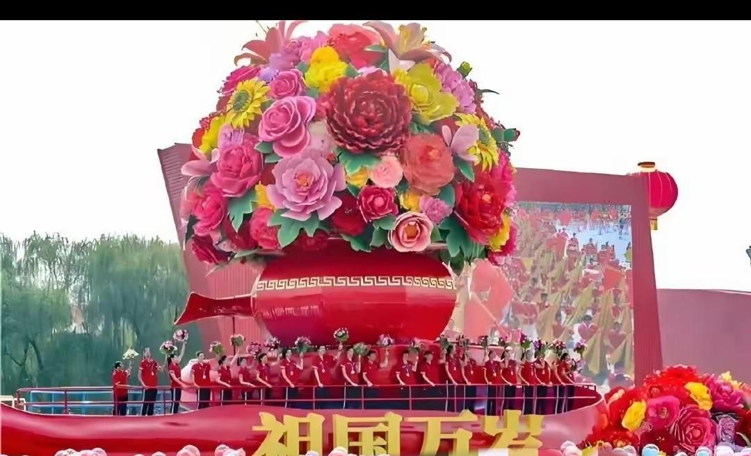 赖亚文怎么向全国球迷交代？想一想当年十一坐花车戴花环游行这才过了几年就让赖亚