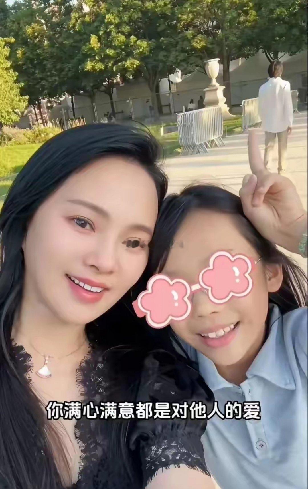 伊能静带娃度假归来，秦昊邋遢似路人，米粒凭“翻版爸爸脸”炸锅​​​