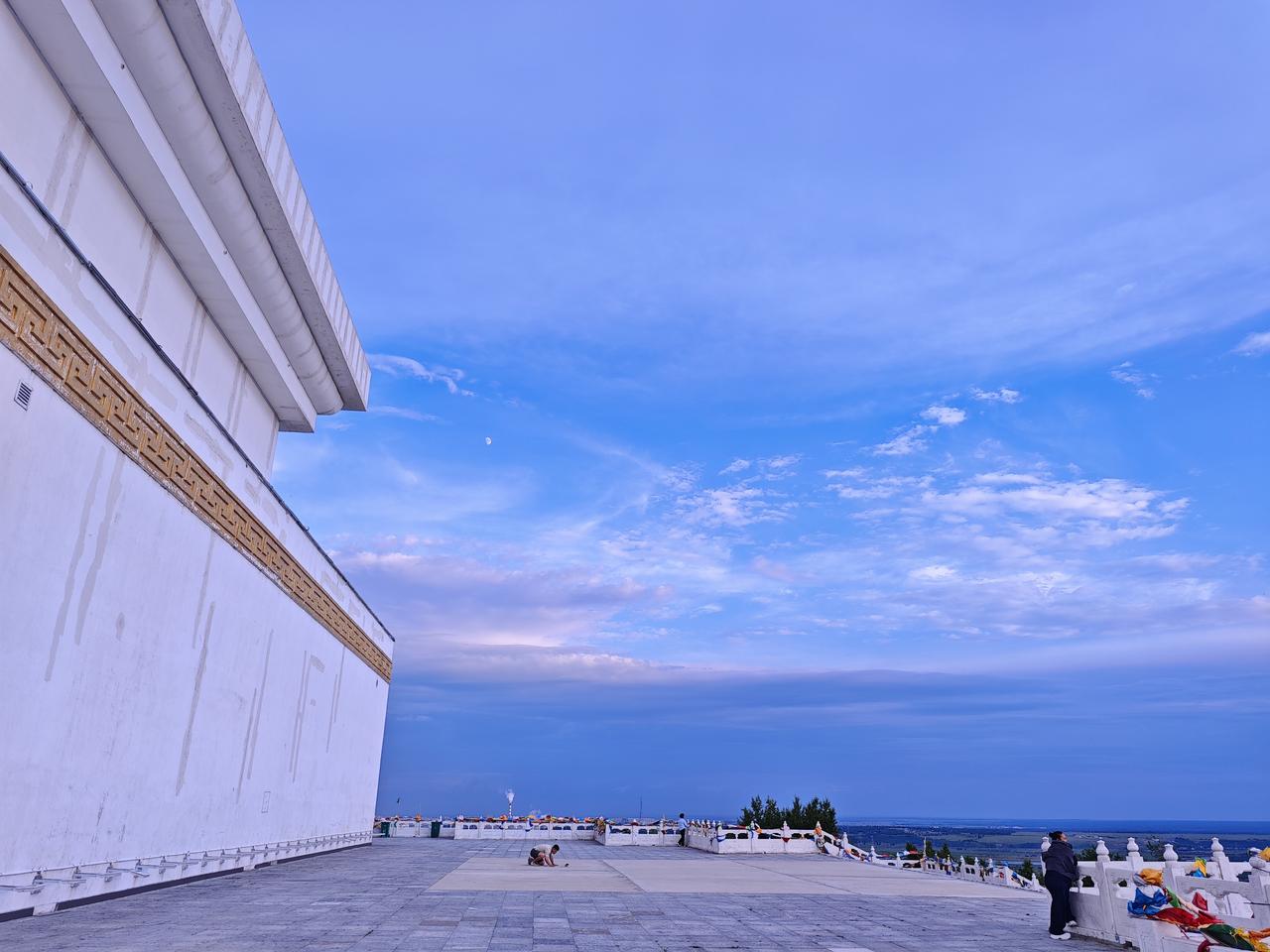 大家给个建议，我打算7月1号建党节从北京北京旅游开车去内蒙古，想先问问哈，现