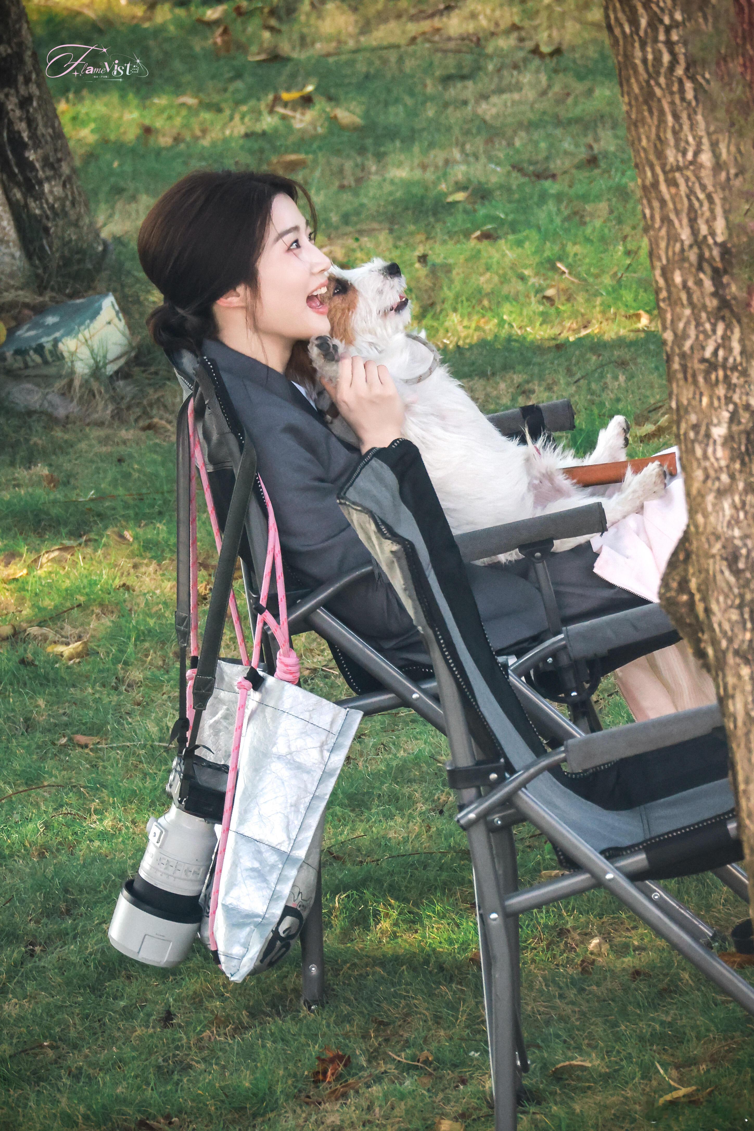 一看就是青春记忆里的校花学姐​​​