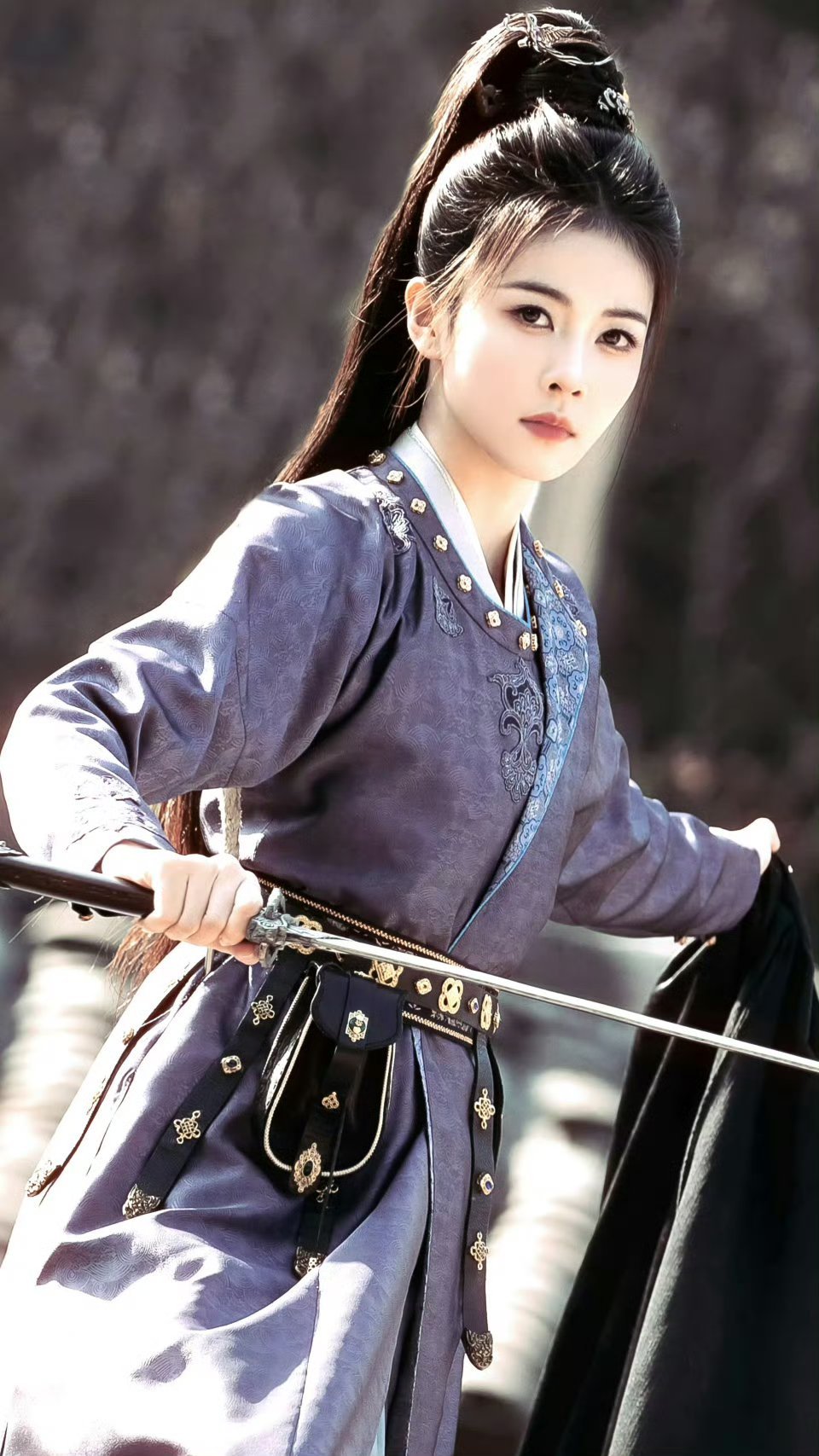 白鹿冷脸县主狠狠期待白鹿的新角色冷脸县主李佩仪！身负血仇专心探案的设定超带感，冷