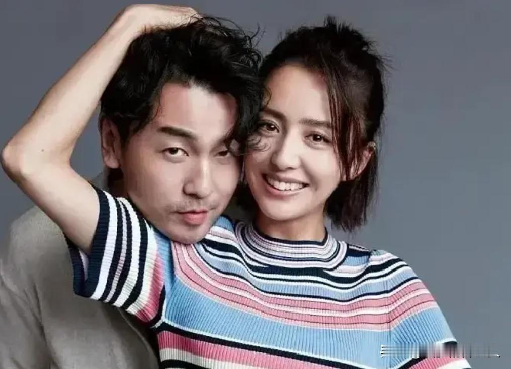 2014年，佟丽娅和陈思诚结婚时，雷佳音担任婚礼司仪，但主持到一半，陈思诚的母亲