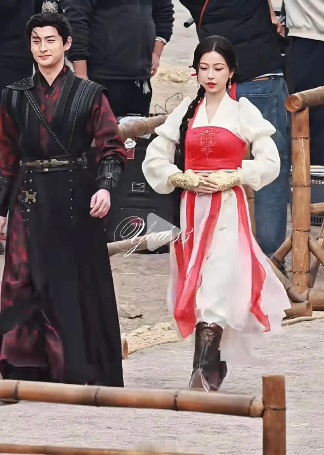 请来锐评一下虞书欣的路透生图