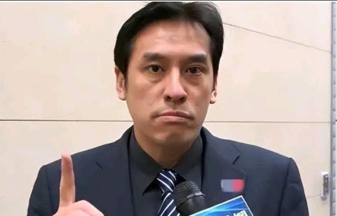 黄暐瀚又出来大放厥词了！6月30日，根据岛内媒体报道，在苏起表示，台湾人不要得罪
