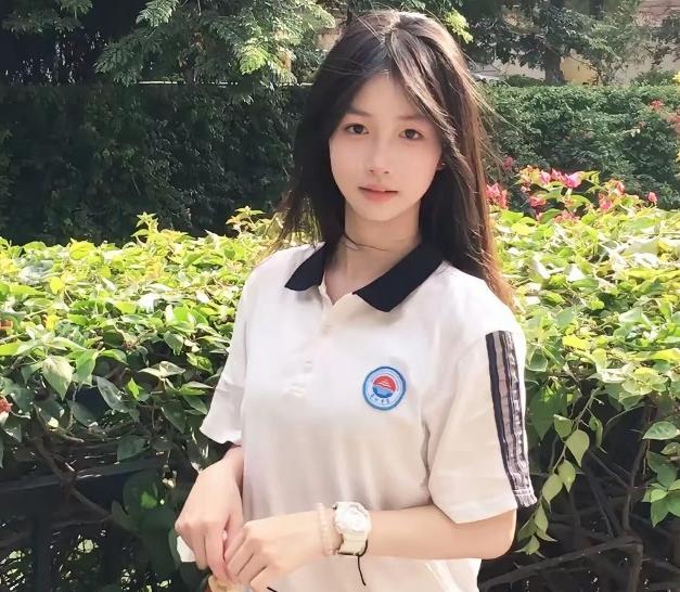 孩子考上公务员，这得需要多大的定力和毅力啊!孩子研究生毕业1年后，24岁顺利考
