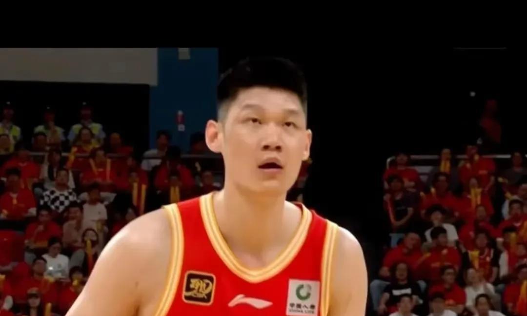 篮协也休息！我们担心的广厦是否会因孙铭徽的不冷静而受到处罚。或广厦的孙铭徽禁不