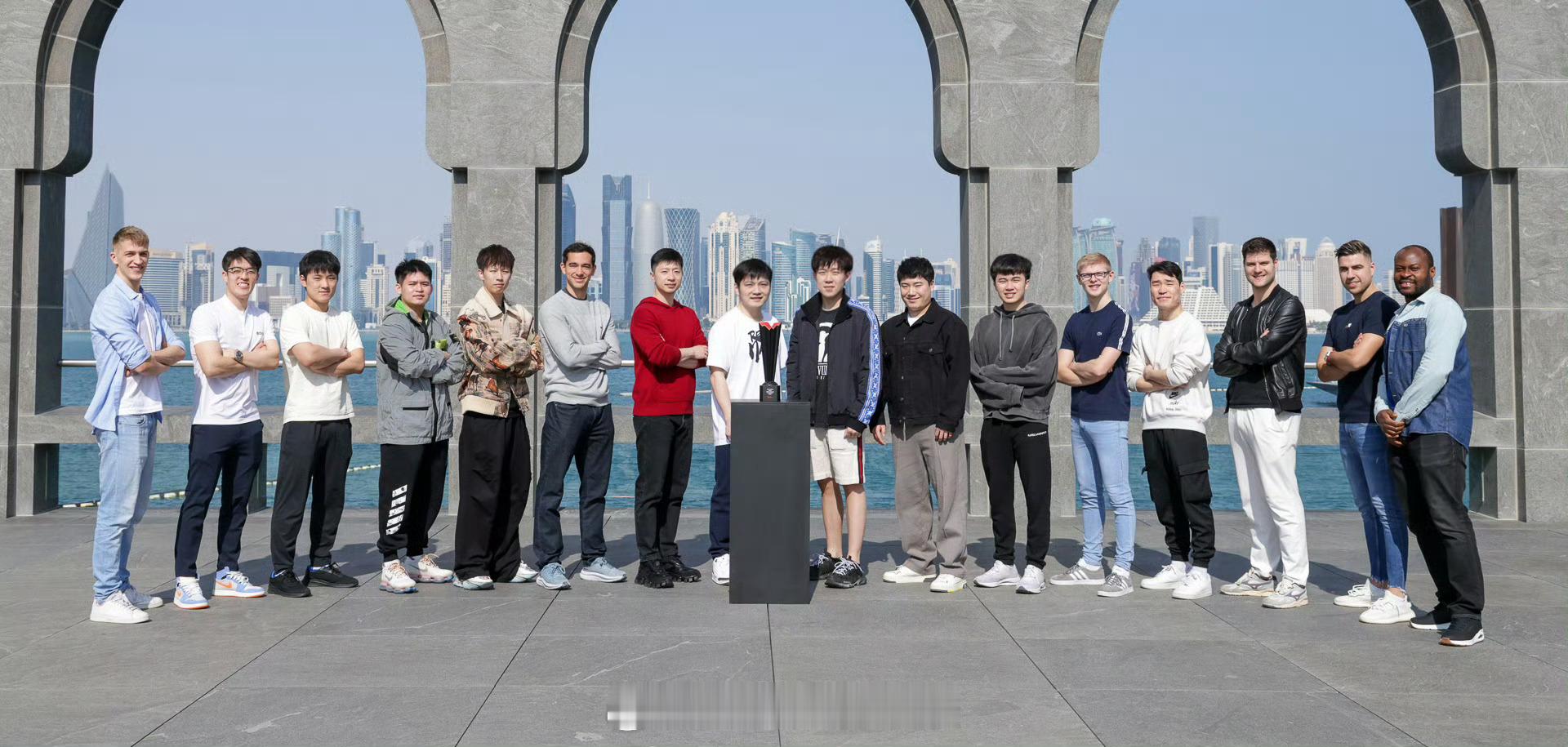 多哈，福冈，香港，一起走过三年。