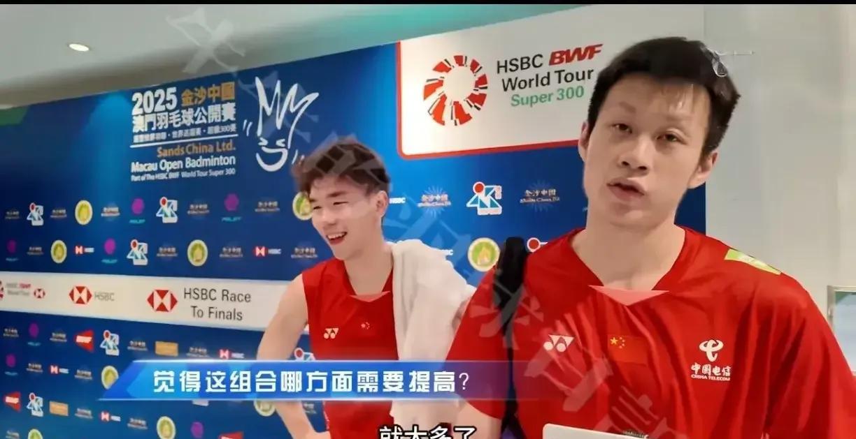 何济霆“出事”后，他的男双搭档任翔宇被分配了一个新搭档，就是年轻的孙文俊，中国公