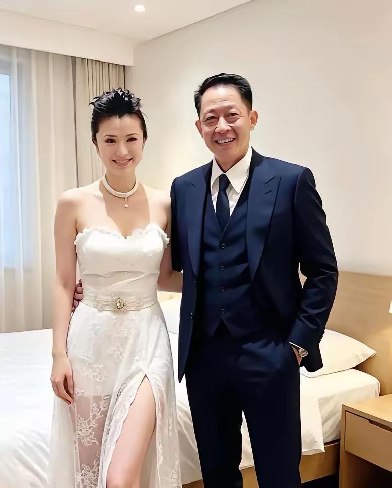 王志文是实力派，他的台词功夫十分了得，连陈道明都佩服的很，感叹道“他的台词我不敢