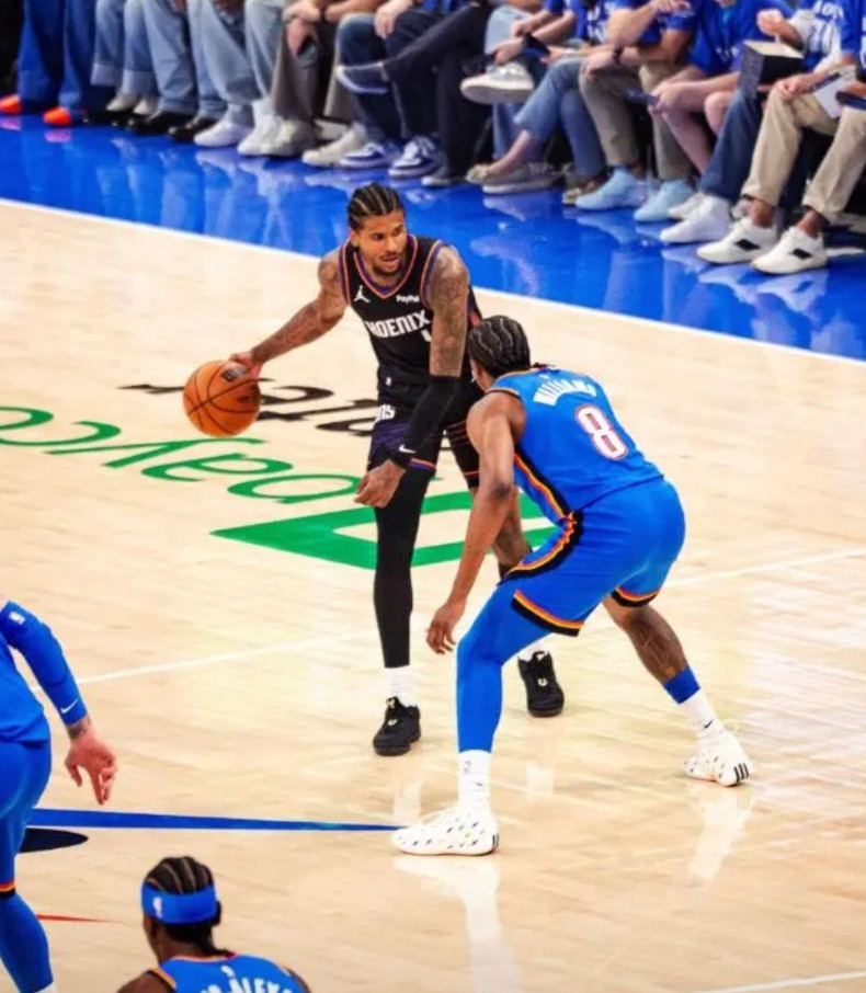 为什么打勇士就很厉害太阳，打雷霆就不行了呢？原因很简单！NBA季后赛首轮G1，