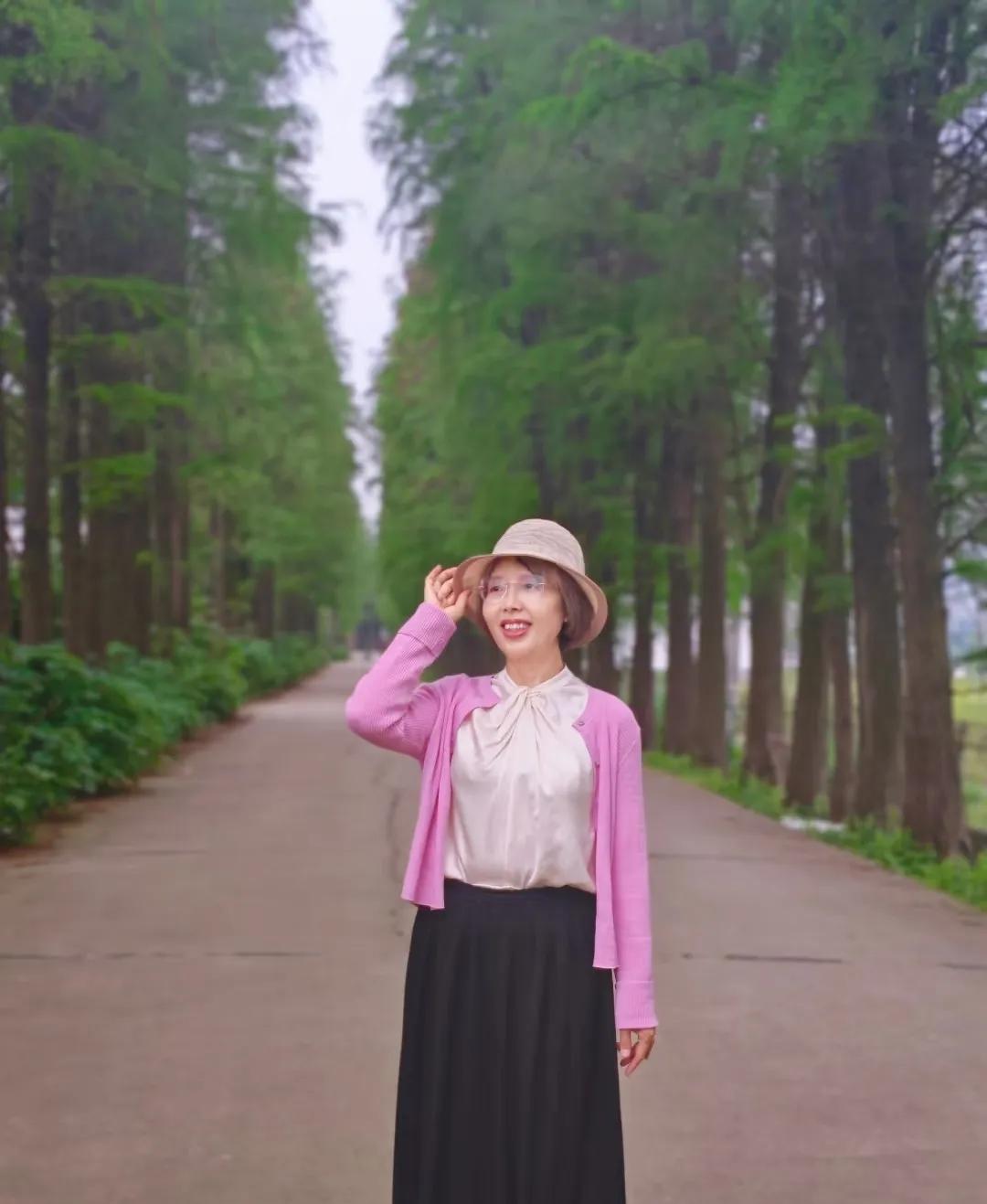 55岁离婚65岁闪婚！老陈端粥那一刻我破防真香定律连夕阳红都不放过。十年