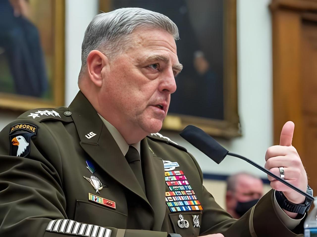 美国彻底摊牌了！米利一句话暴露霸权底色，中国反而要感谢这份“敌人名单”美国前