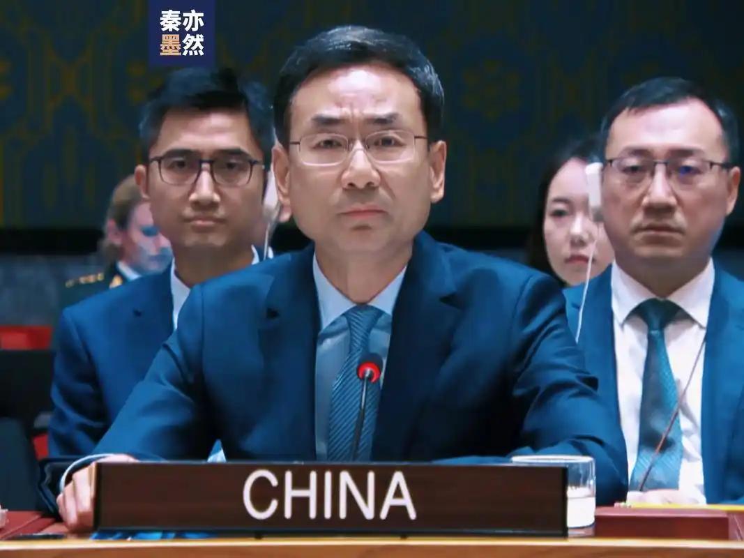 美国的无理指责直接给爽哥逗笑了，直接在联合国火力全开点名美国。美国指责咱中国这件