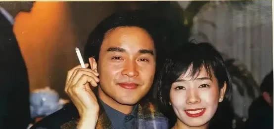 张国荣真的毁在了性取向，身边那么多女人，偏偏就爱一个颜值不高，还不爱自己的毛舜筠