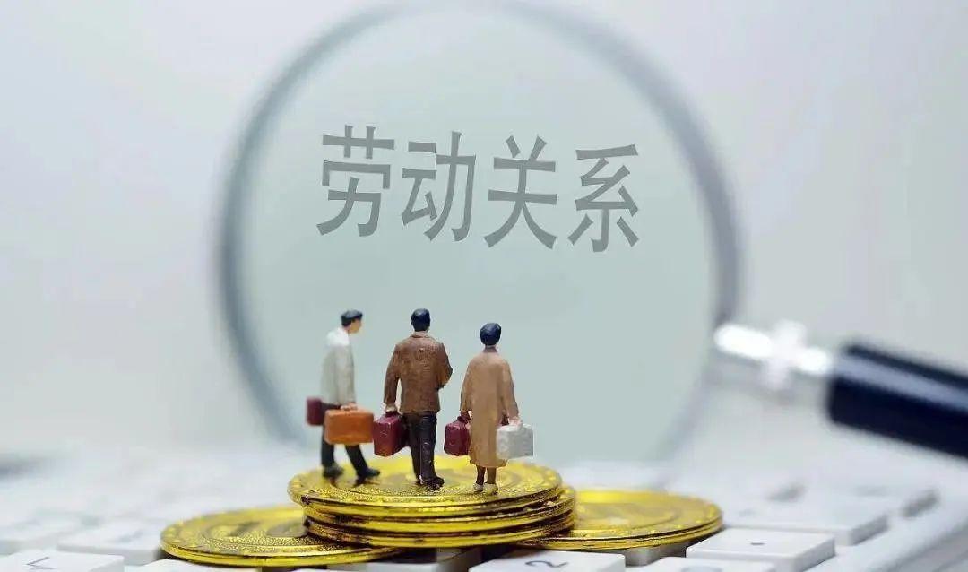 说取消劳务派遣、劳务外包会导致大量失业的人，不是蠢就是坏！年来，劳务派遣、劳