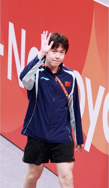 我敢把话撂这儿！如今国乒被畸形饭圈闹得鸡飞狗跳，真要追根究底，恐怕绕不开当年那批