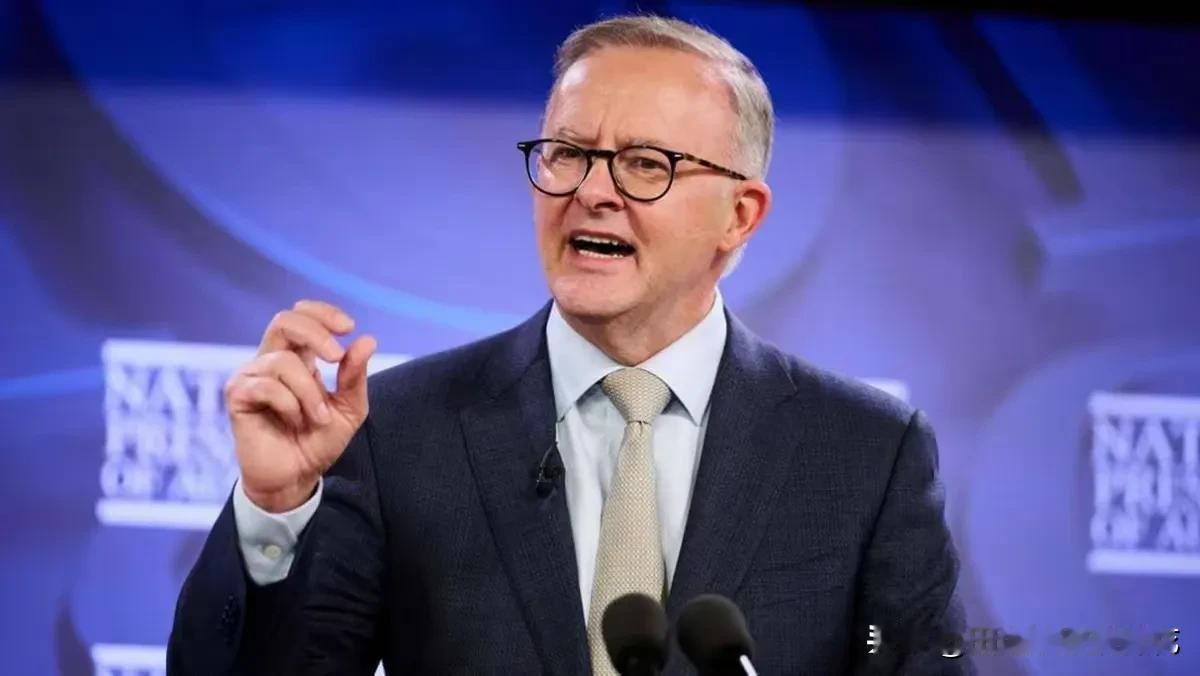 中国人还在过春节，台海闯入一位不速之客，解放军第一时间亮剑2026年农历正月初