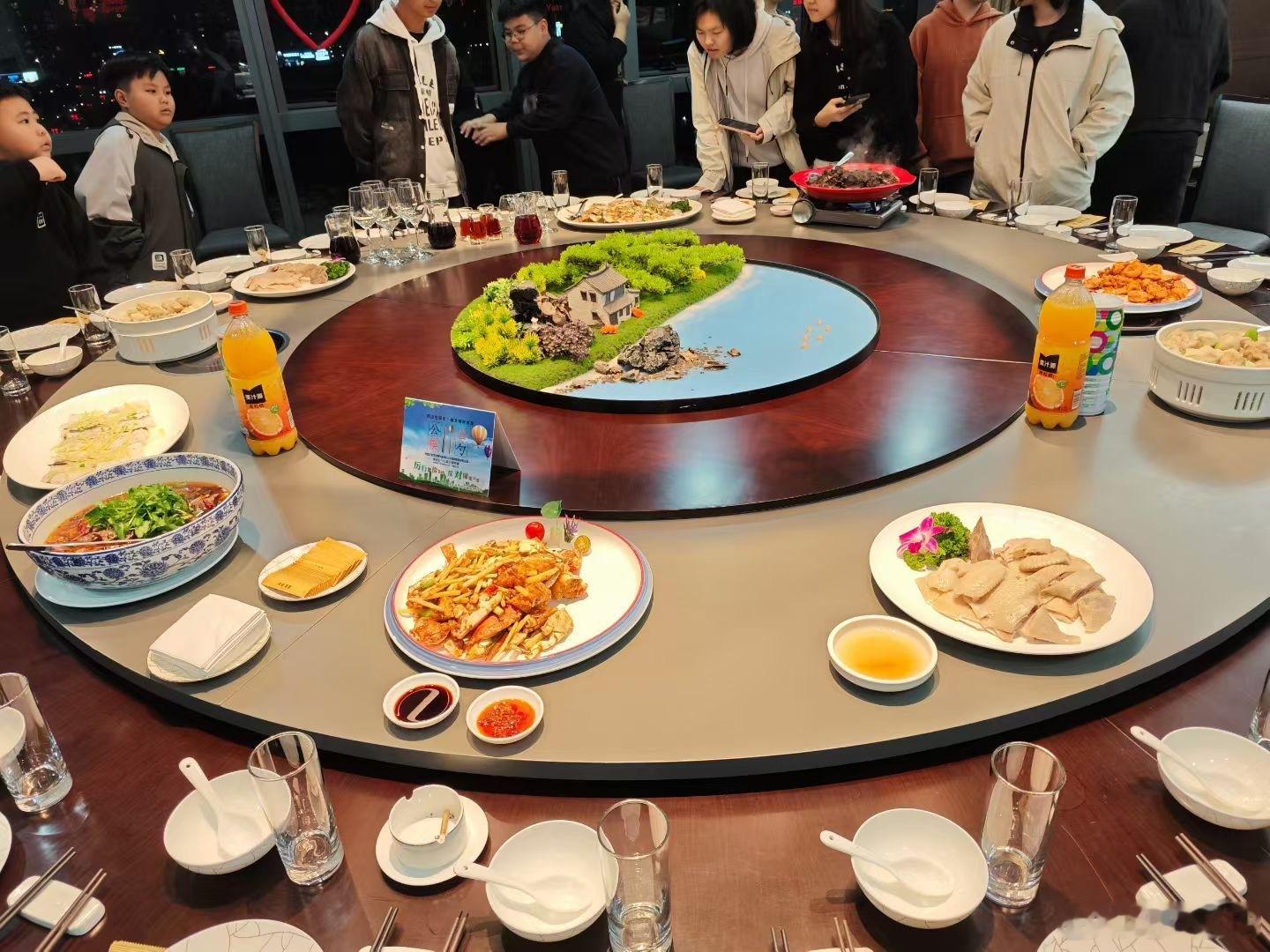 过年每天会重复的事情⬇️