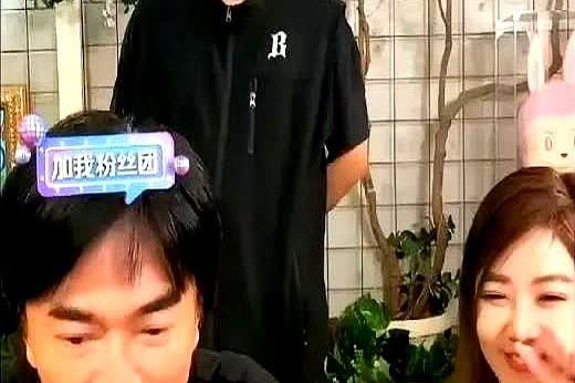 今晚的娱乐圈大瓜比电视剧还刺激！陶晶莹前脚刚在节目里委屈巴巴说自己被“神