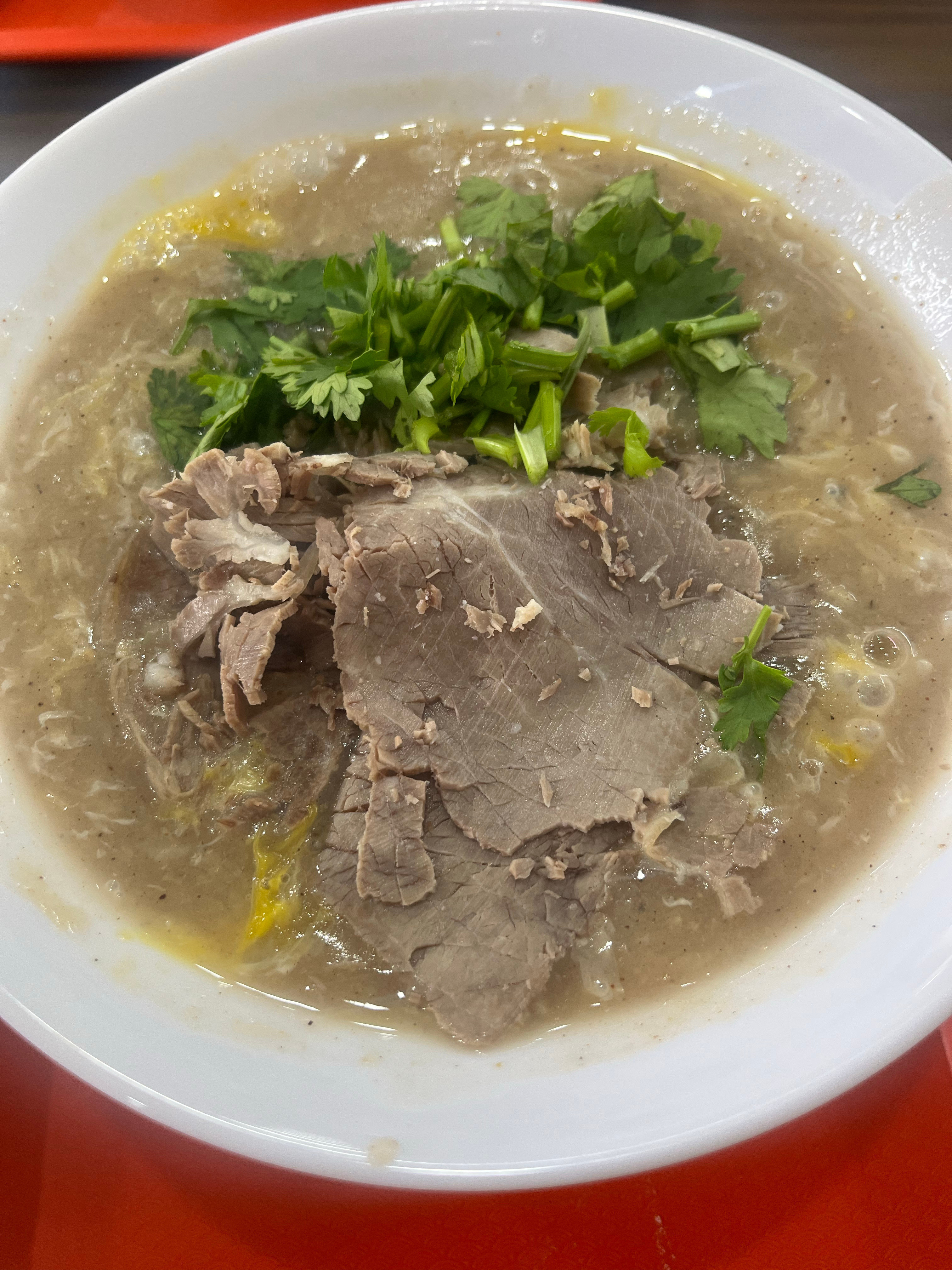 这锅贴跟滲汤美味极了😋