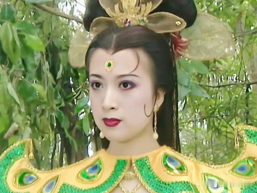 别整容！别整容！我说的你可以不听孔雀公主金巧巧用亲身经历相劝，你能不能听一听