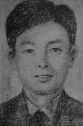 🌞1930年，地下党员傅有智被捕，敌人把他带到了海滩，连开5枪，枪枪命中，