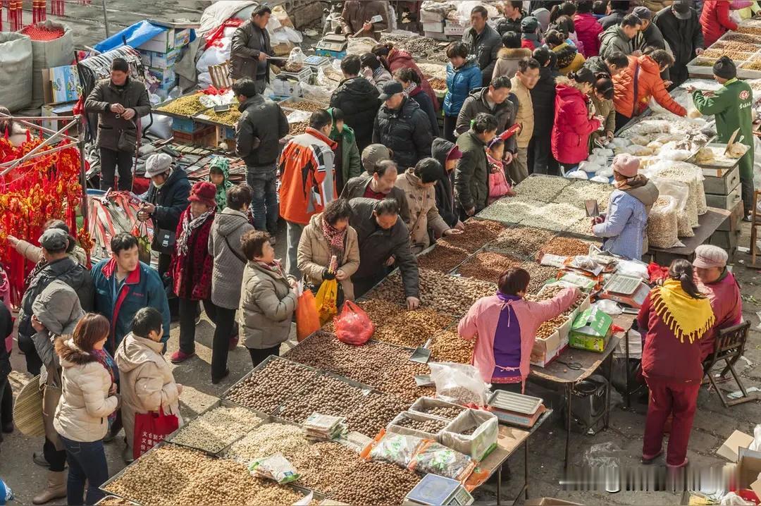农村20个越来越没有年味的现象，您是不是也有同样的感受？1. 青壮年常年外出