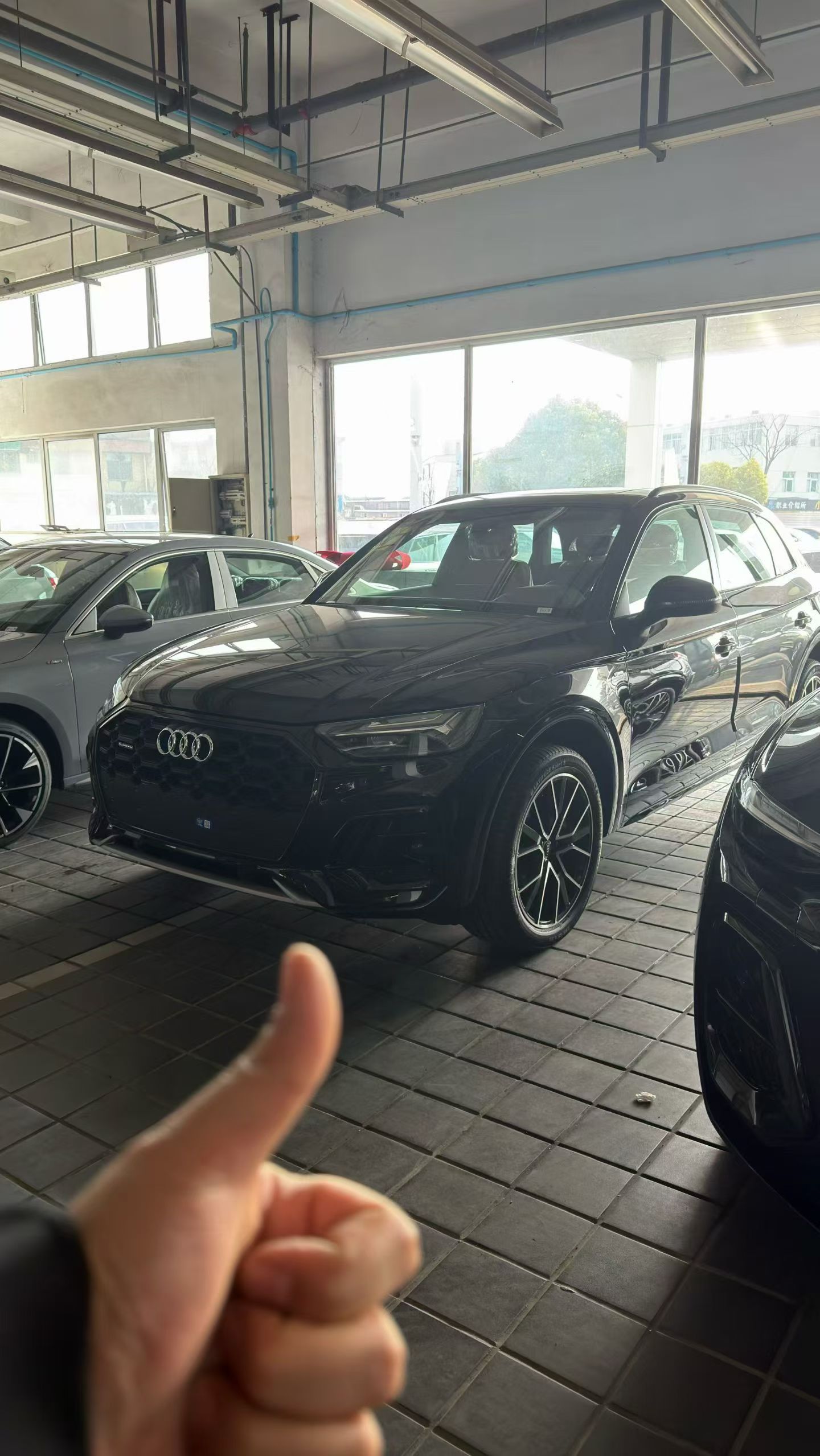 奥迪Q5L40豪华交付V+客户补贴拉满27万出头就能搞定落地…