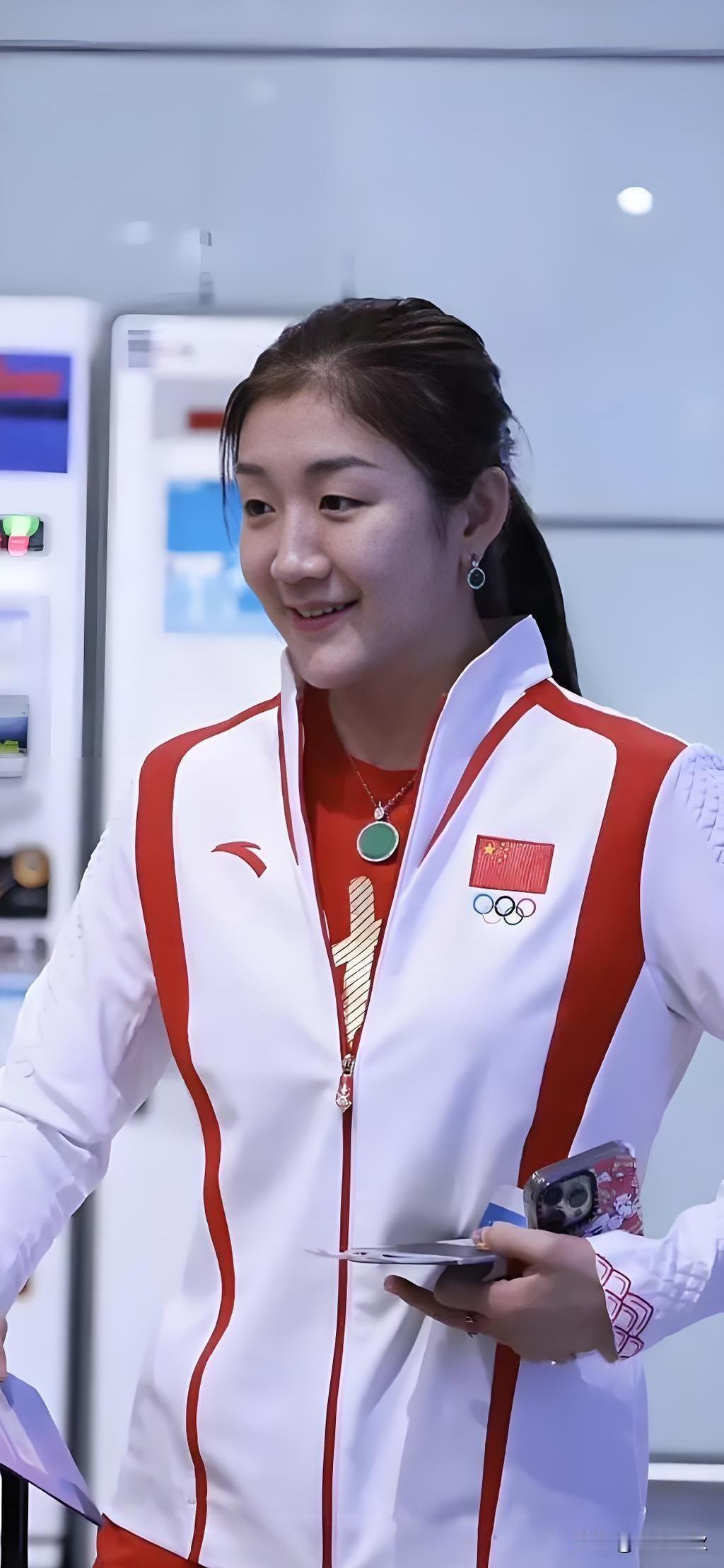 乒乓球奥运冠军陈梦于‌2026年3月‌正式出任‌山东省乒乓球羽毛球运动管理中心副