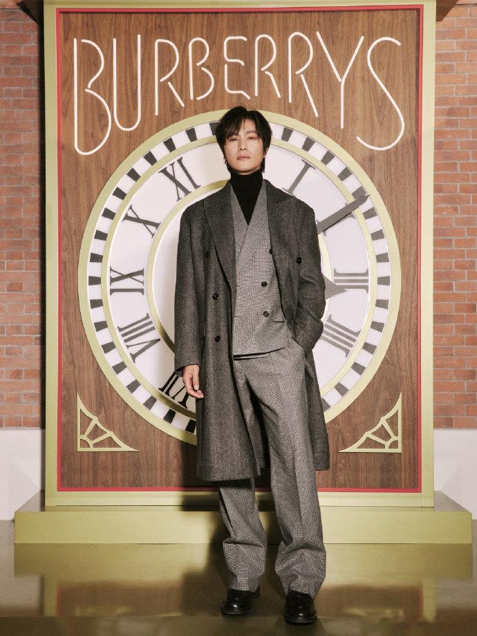 Burberry更新了陈坤、吴磊、张婧仪、陈丽君、韩东君、蒋勤勤、刘