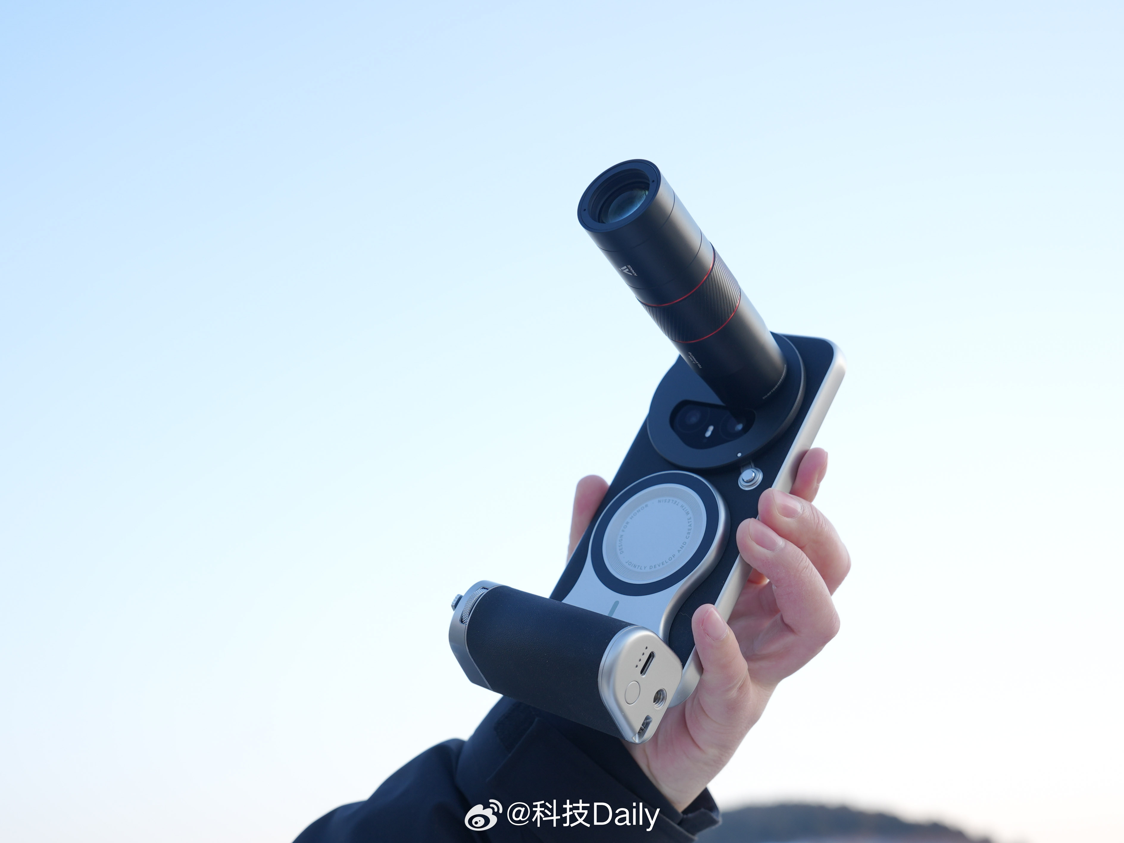 现在到了春天，雪是看一场少一场，前段趁着下雪用荣耀Magic8Pro搭配增距