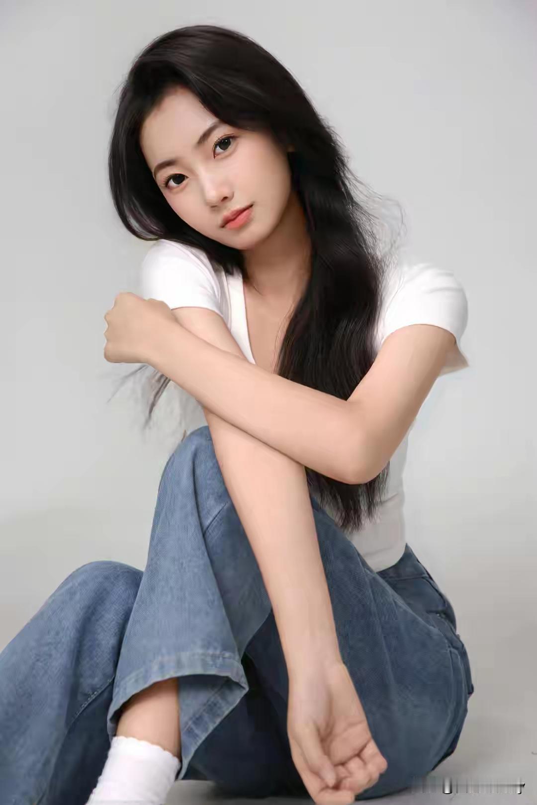 山东一校花美出圈了，貌美迷人，美的无可挑剔，高级满满