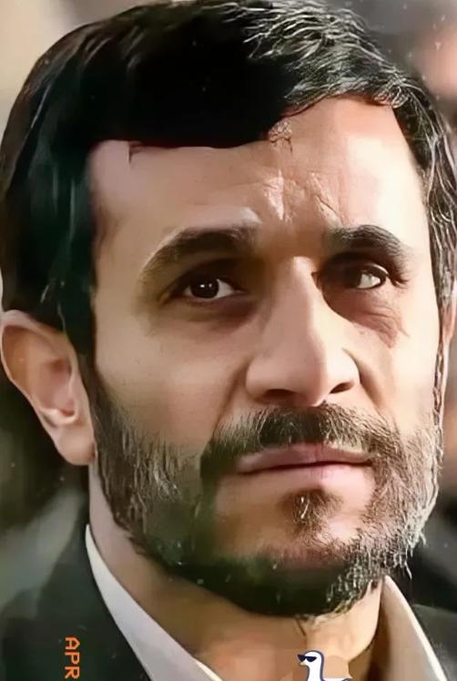 刚刚，中东炸出一个所有人都屏住呼吸的消息。4月21日深夜，伊朗航空突然发布公