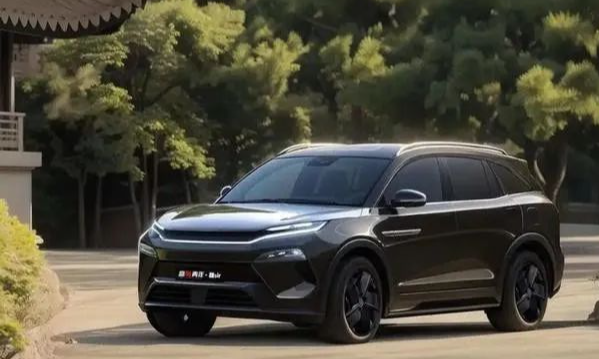 全新比亚迪唐L，配大6座加激光雷达，还带云辇C