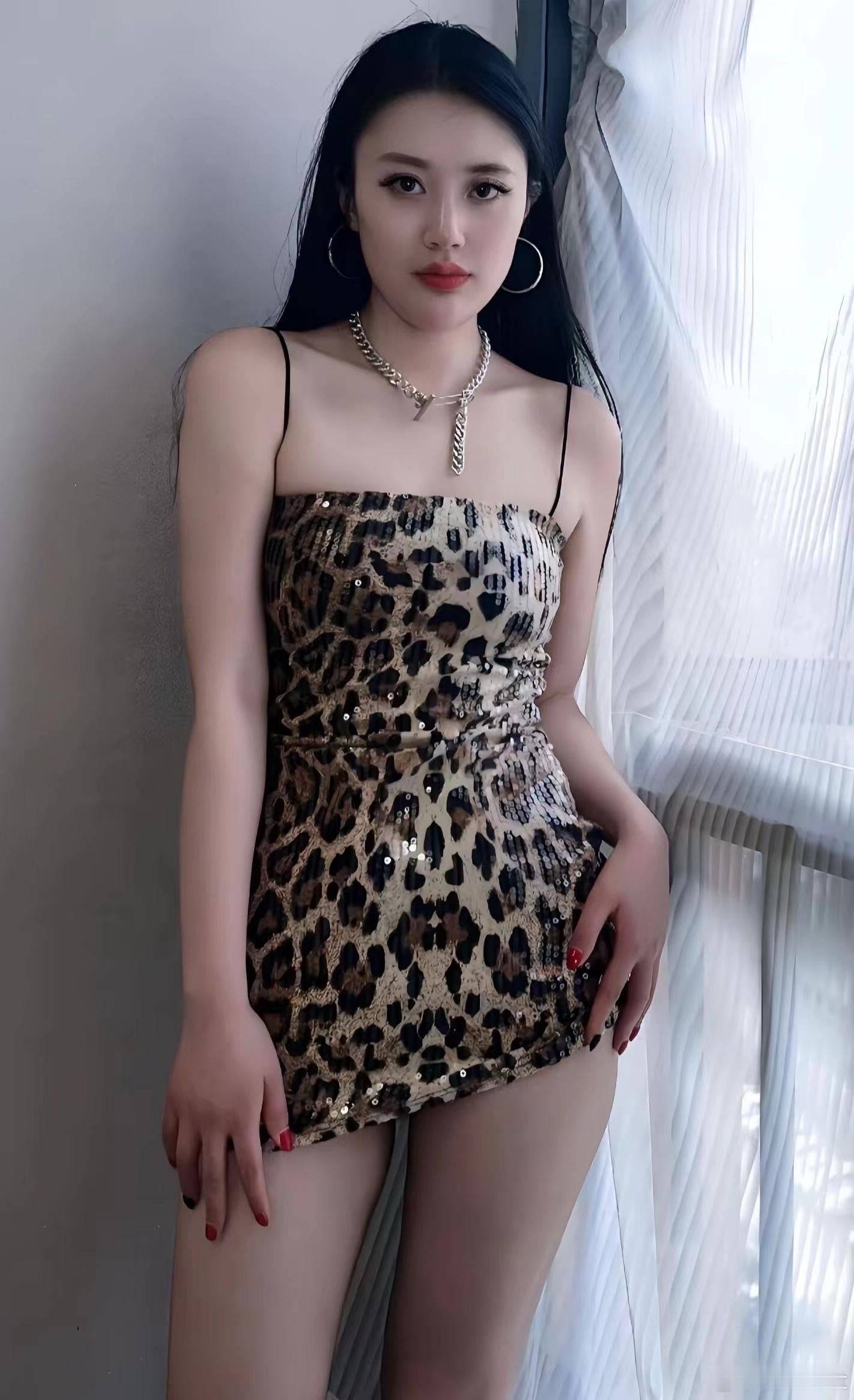 豹纹小短裙​​​