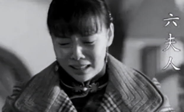 1923年，年近五旬的张作霖刚到天津，偶遇一个身材婀娜的年轻女孩，随从说：“一脸