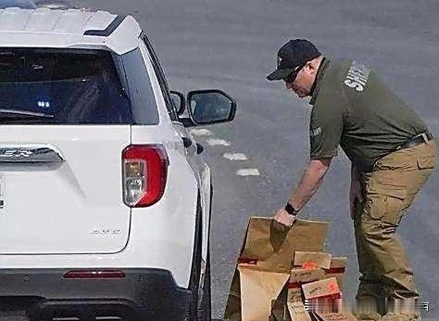 这就是赤裸裸的现实，加满60升油箱：美国：约需450元人民币日本：约需550