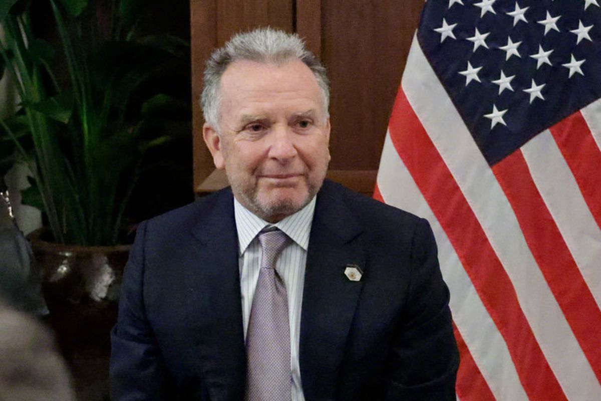 #美方建议乌放弃战斧转向关税豁免#【外媒：美方促乌放弃“战斧”转向关税豁免】据俄