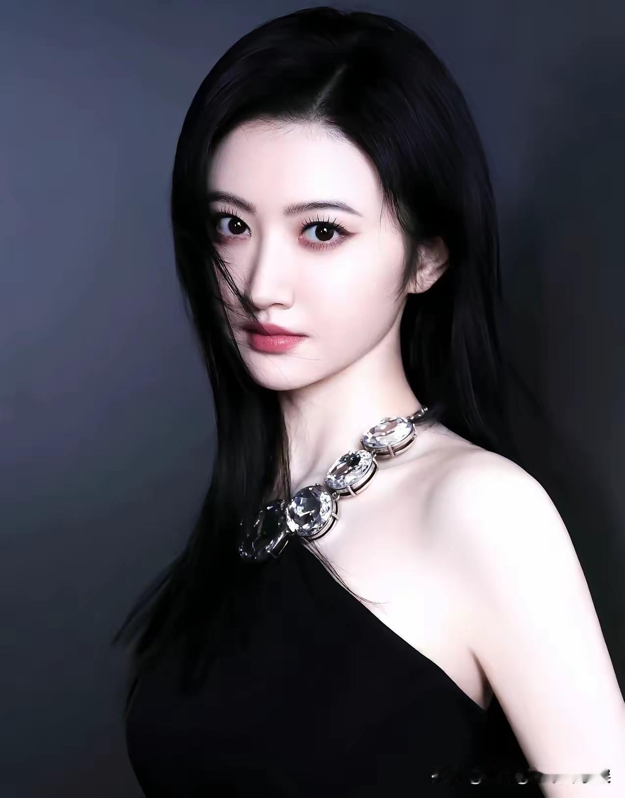 我感觉景甜最强自救，就是马上找一个帅哥生一个宝贝儿子，这回她出彩礼，既然你男人不