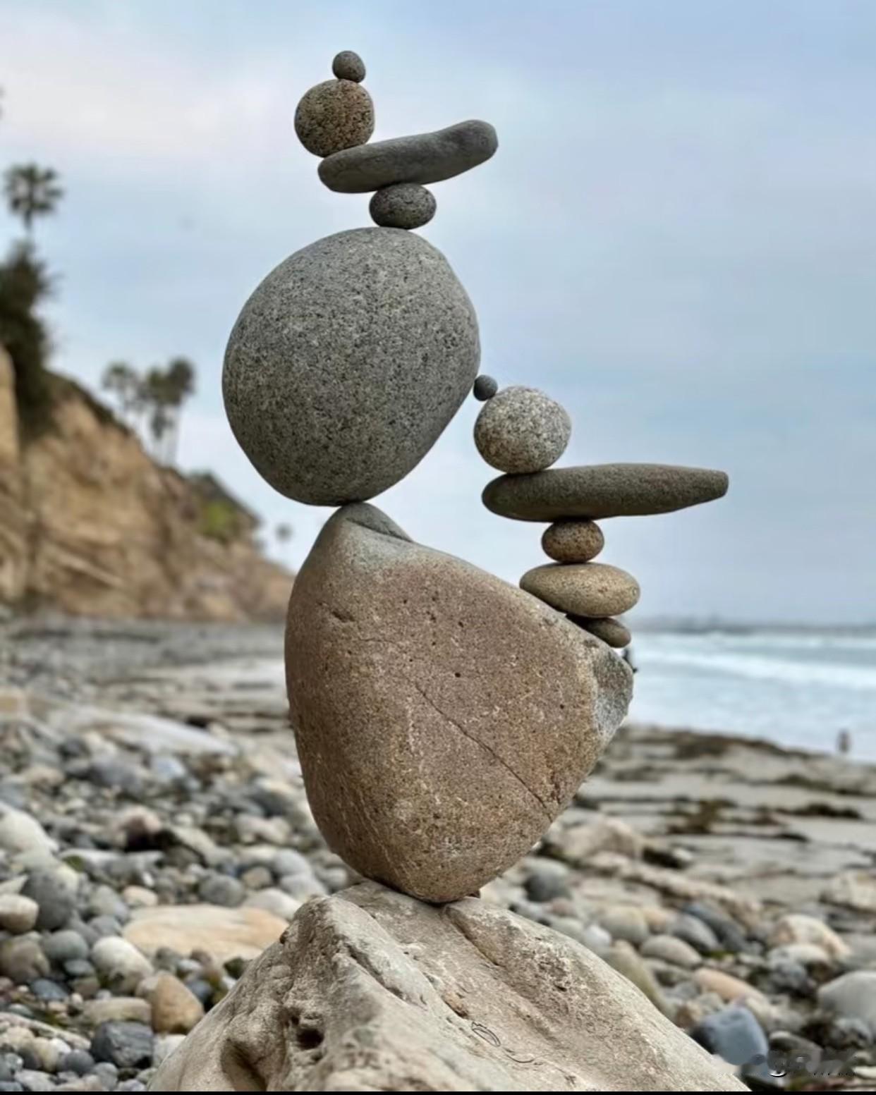 大富大贵的命,一般人承受不起,就算有了泼天财富也接不住,这就叫“运强命弱”!