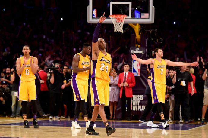 科比退役之战十周年一晃十年，身披24号紫金战袍的男人，生涯谢幕战狂砍60分的神