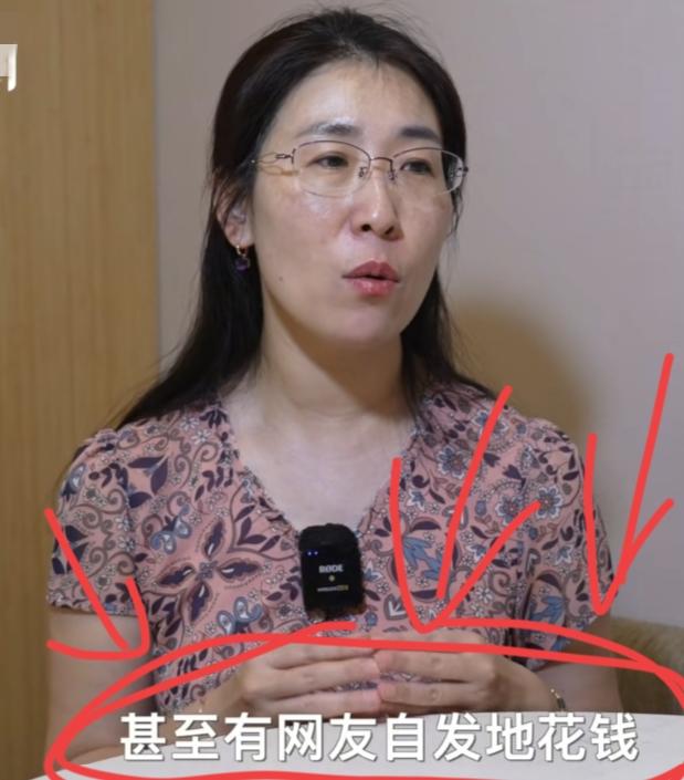 网友们3个善举没想到朱女士都记在心里并做出回应了朱女士回应:她也有不对的地方