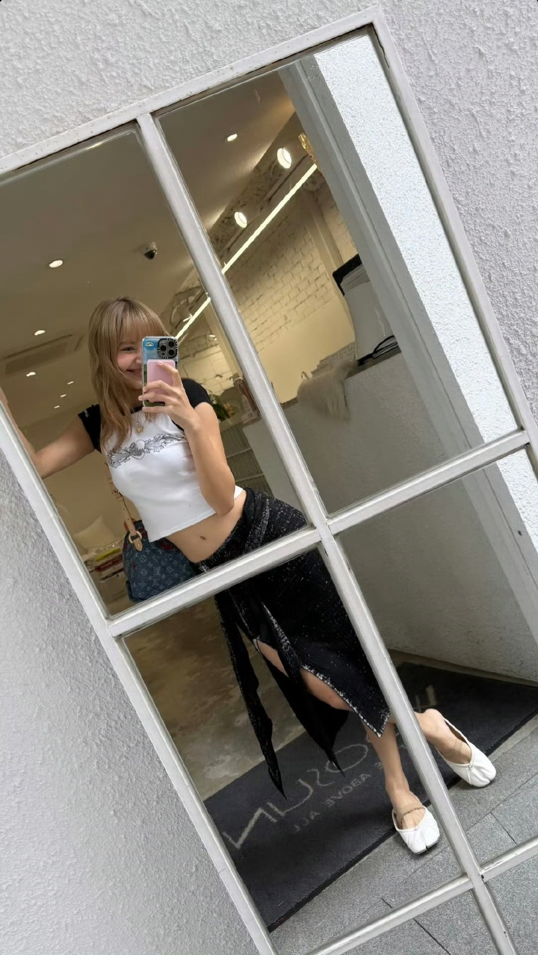 女神总是爱穿丑鞋子怎么办？​​​